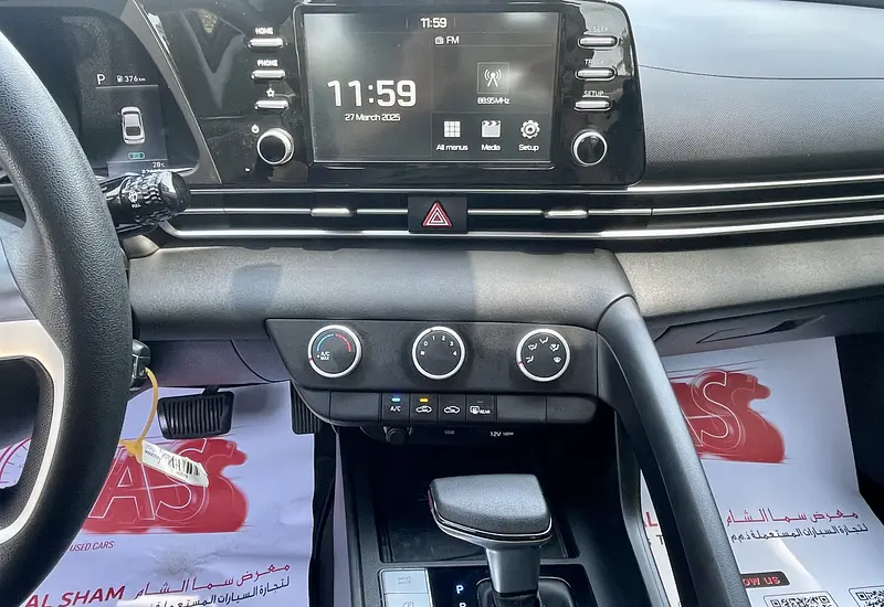 2021 Hyundai Elantra 