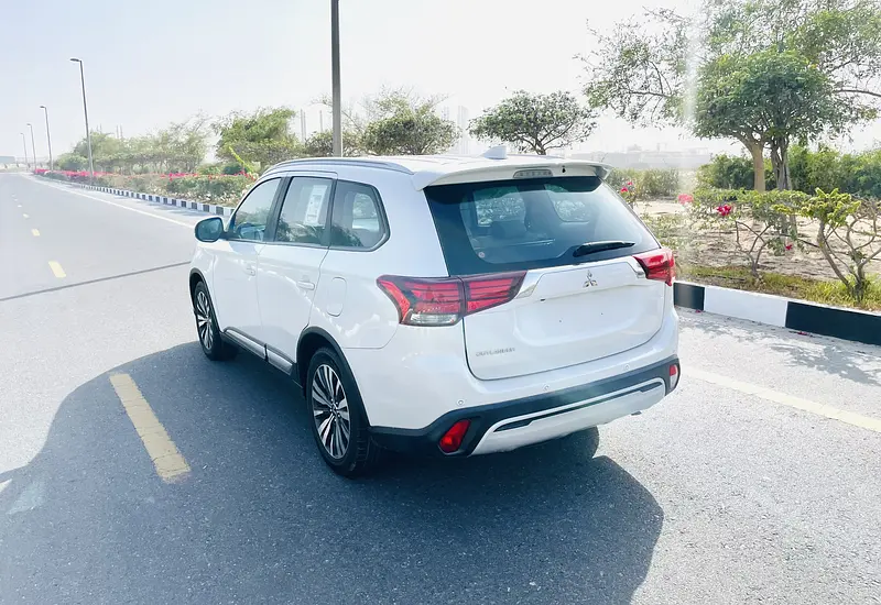 2020 Mitsubishi Outlander GLX Medium Line