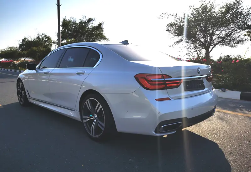 2016 BMW 740Li 
