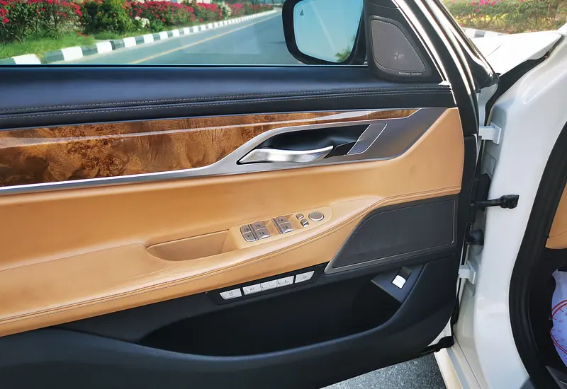 2016 BMW 740Li 