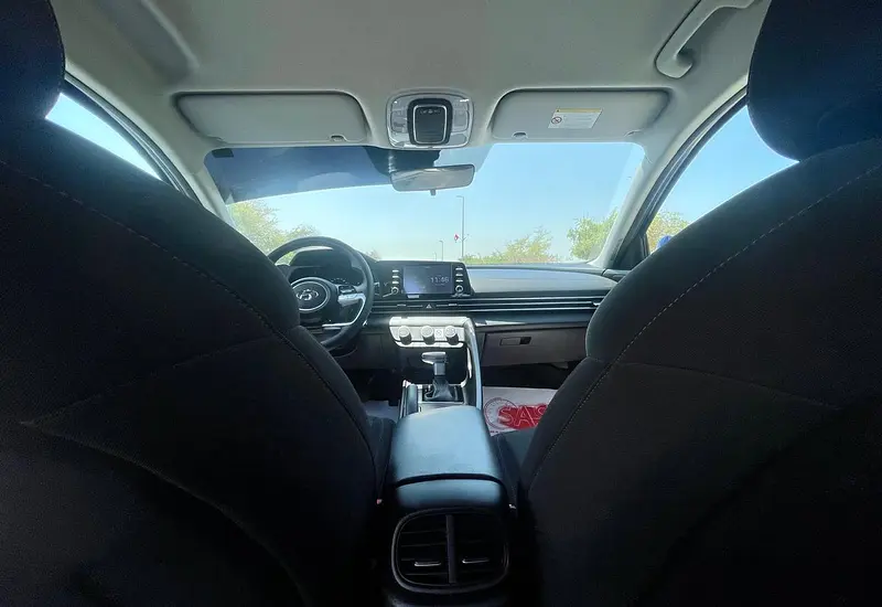 2022 Hyundai Elantra Comfort