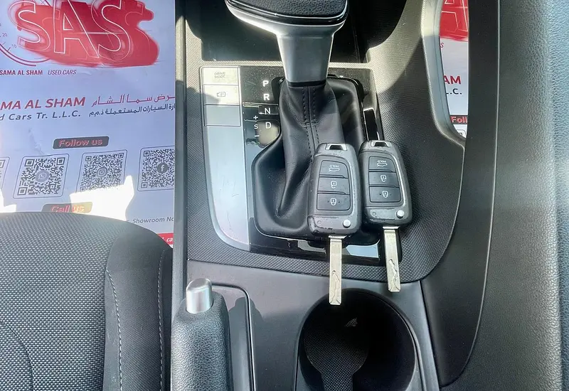 2022 Hyundai Elantra Comfort