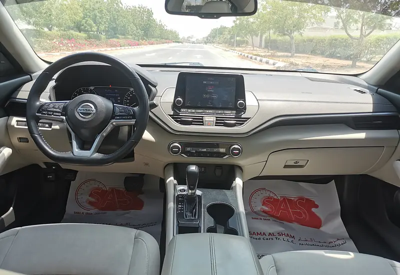 2020 Nissan Altima SV