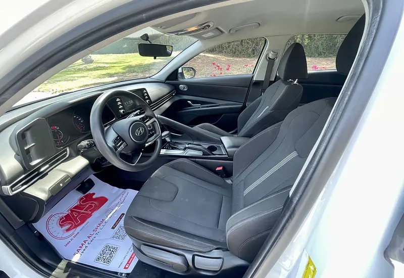 2021 Hyundai Elantra 