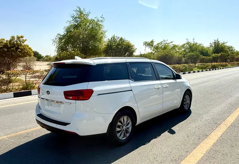 2020 Kia Carnival 